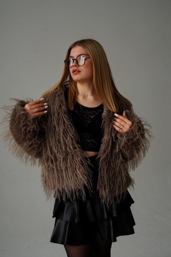 defff2c2-f02d-43b6-bcb8-21b9bc4304f9.jpg